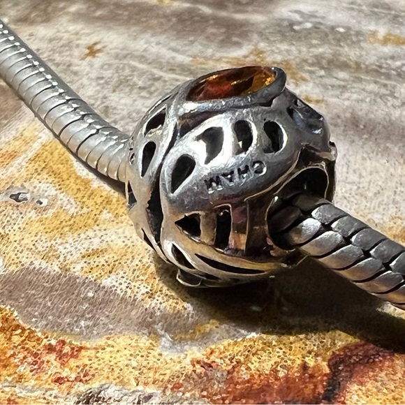 Authentic Amber Swarovski Chamilia- Celebrations November Birthstone 925 Charm - Picture 7 of 8